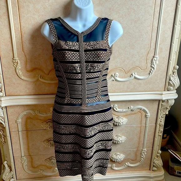 Dress 🤎🤍🩶 - Picture 3 of 8